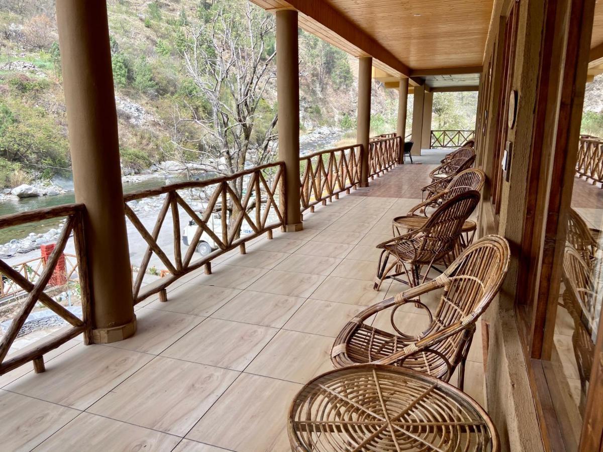 Shivadya Tirthan - Tirthan Valley Gushaini Dış mekan fotoğraf