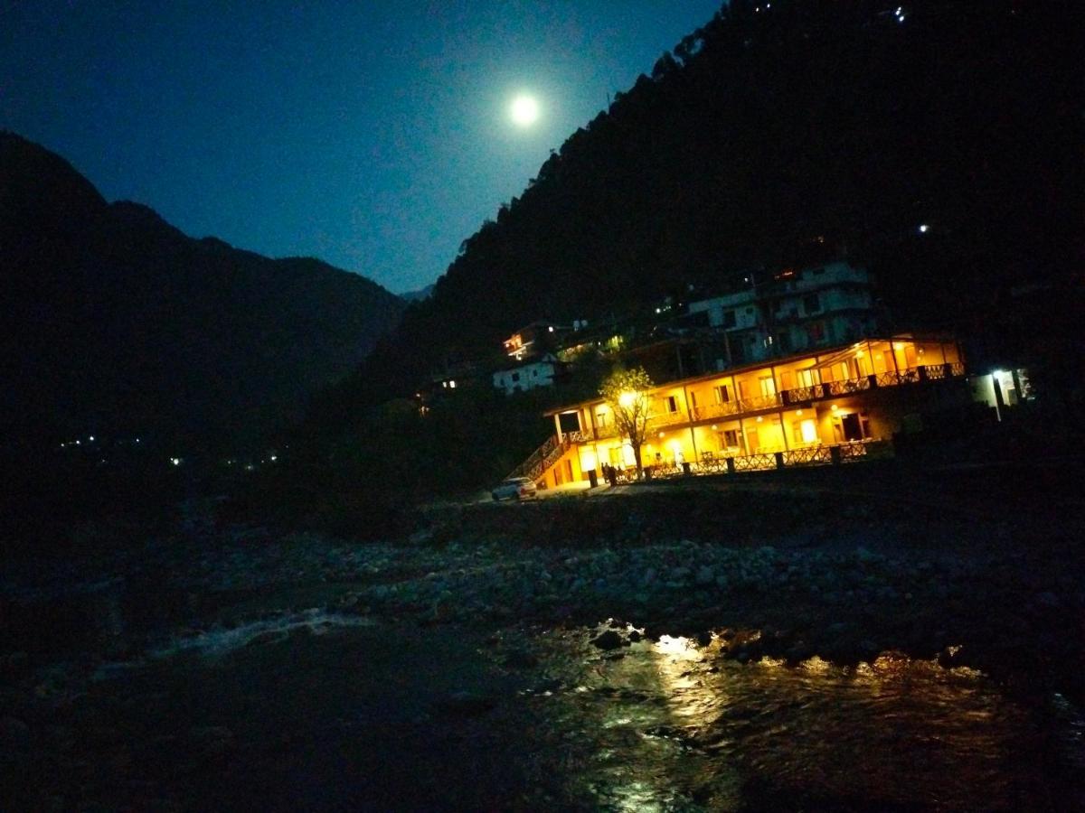 Shivadya Tirthan - Tirthan Valley Gushaini Dış mekan fotoğraf